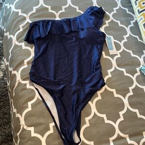 NWT Women’s XL Cupshe Navy One Shoulder Swimsuit with/built wireless bra